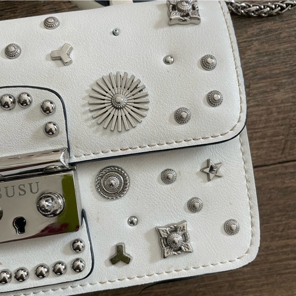 Susu Handbags - The Hollywood Leather Crossbody with Studs, off white - Picture 3 of 7